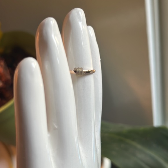 14ct gold emerald engagement ring - Picture 4 of 6